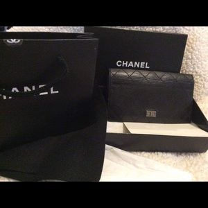 Pre owned  Bifold Chanel wallet